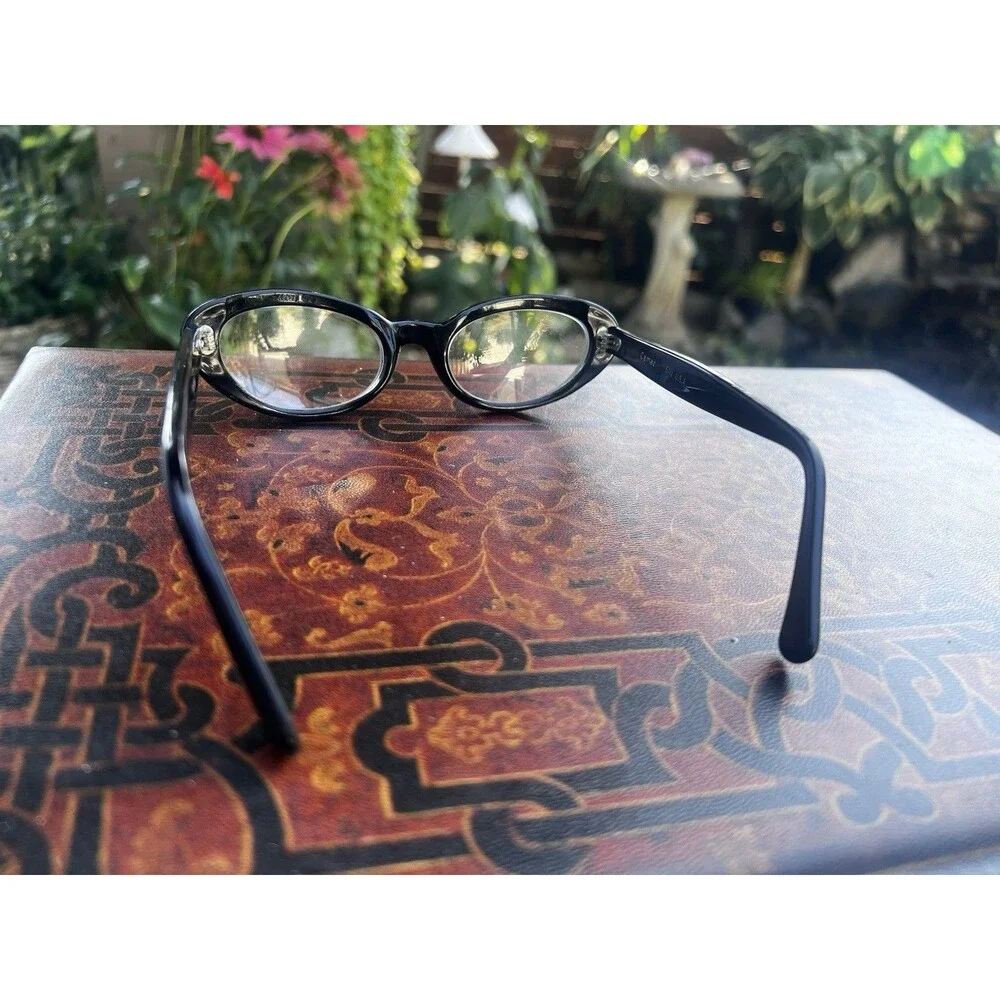 Vintage 1960s Cameo Black Rhinestone Cat Eye Eyeglass Frames USA 46/20 5½